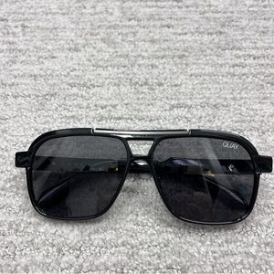 Quay on the fly sunglasses